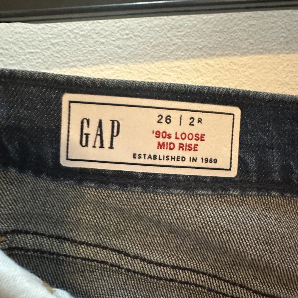 GAP Jeans - Picture 2 of 3